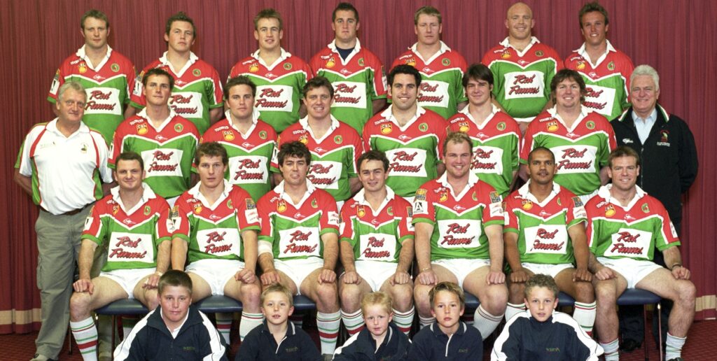 2004 BACK C Wise, C Schneider, T Maddison, T Mulville, B Hopper, S Asimus, M Smith MIDDLE N Fletcher, P Delaney, T Bates, J O'Doherty, T Pavlou, A Hickey, A Weir, W Hore FRONT B Cullen, G Ross, T Fletcher, S Wallace, S Johnson, G Cook, R Dagwell	